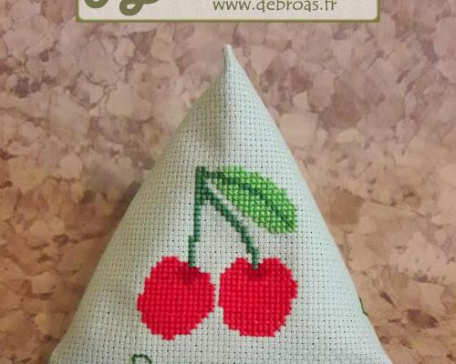 Becer611 berlingot cerises toile verte