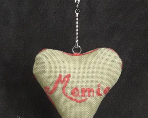 Coeur mamie rose sur vert