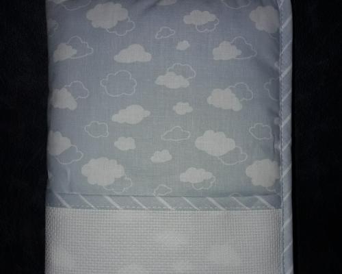 Lmc dm rs2599b protege carnet de sante nuage bleu