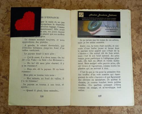 Marque page coeur situation